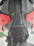 Dessous de selle en carbone noir mat de la marque Carbonvani pour Ducati Streetfighter v4
