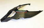 Dessous de selle en carbone noir mat de la marque Carbonvani pour Ducati Streetfighter v4